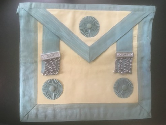 Used 3rd degree Master Mason apron